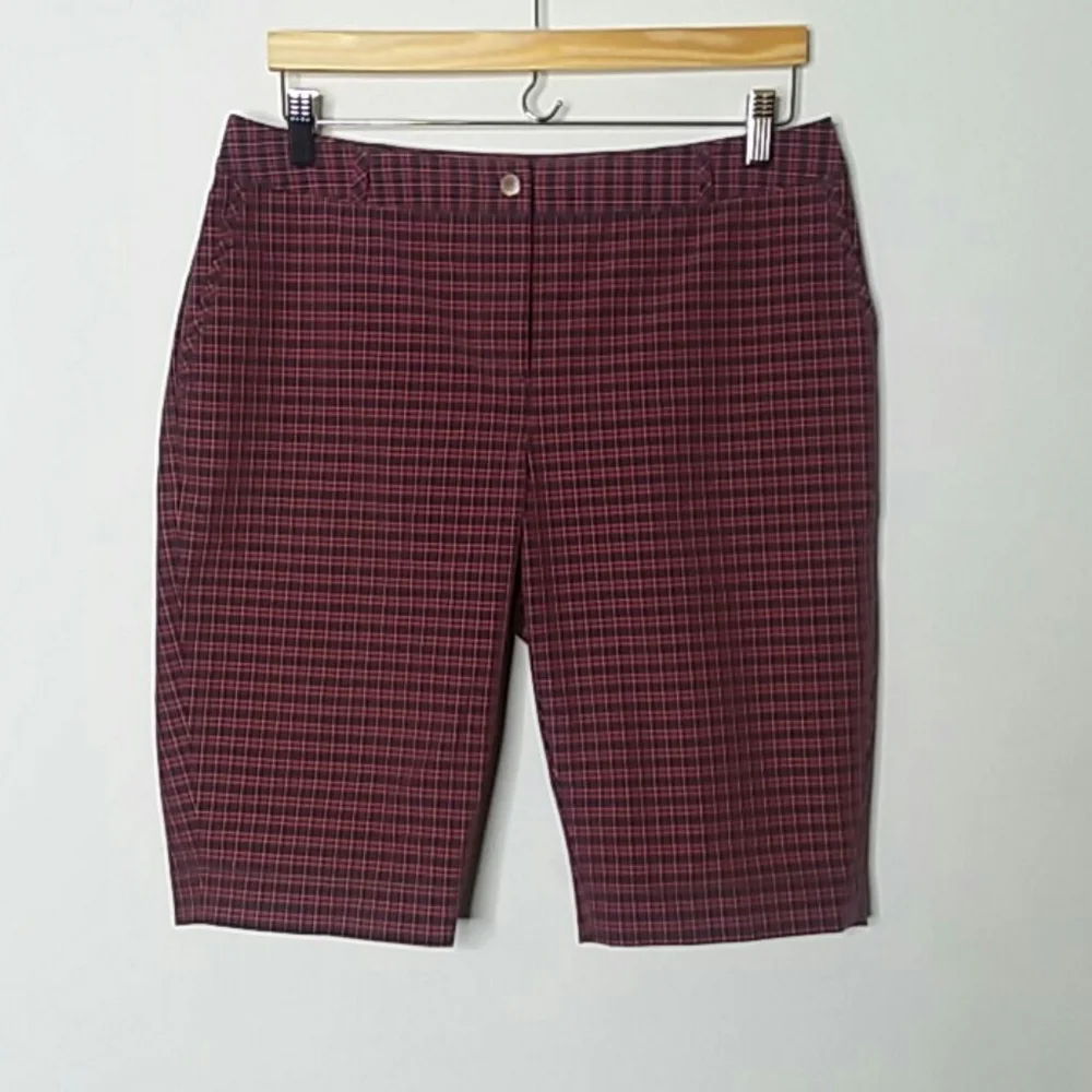 Cutter & Buck Plaid Bermuda Shorts Sz. 8